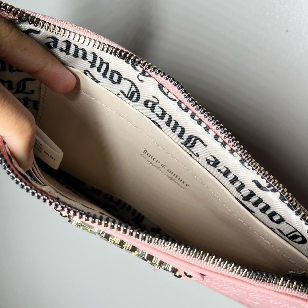 Juicy Couture Dusty Pink Large Wristlet/Wallet - Picture 6 of 9